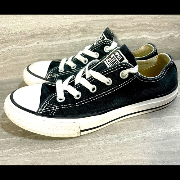 Converse Other - Converse Chuck Taylor Low Black Girls Shoes Sneakers Sz. 1